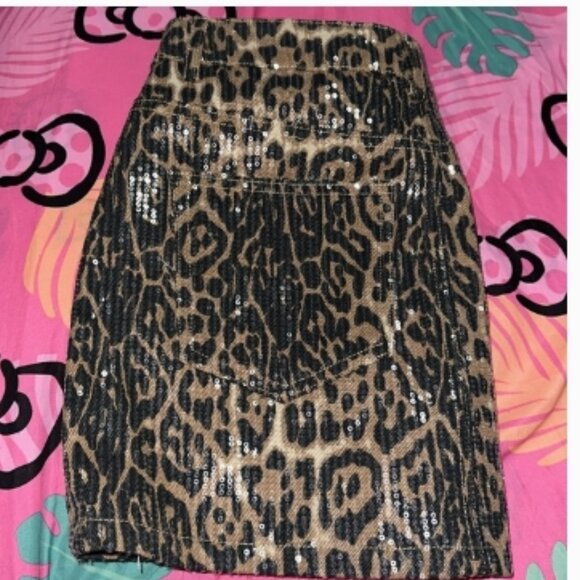 Cheetah sequin mini skirt - Picture 2 of 2